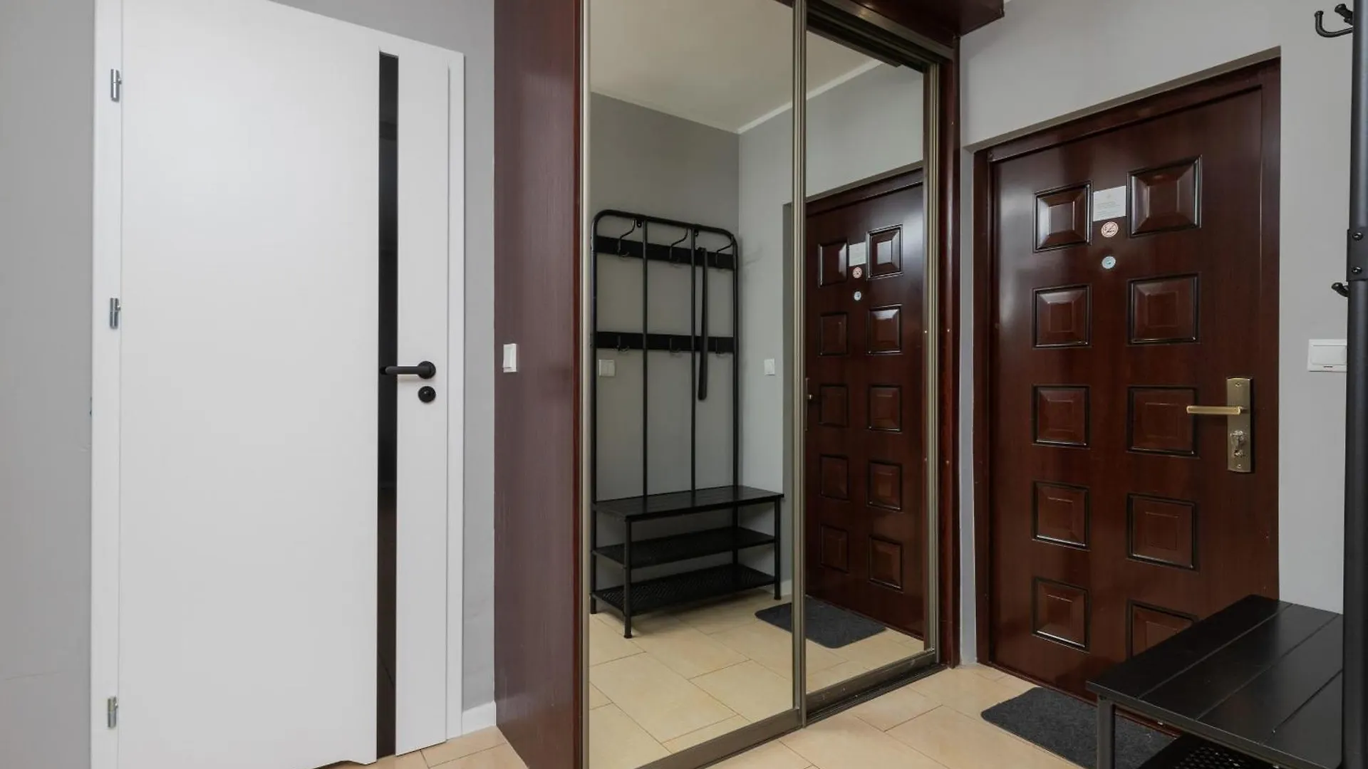 Dlugie Ogrody Spacious Apartment In The Gdansk City Center By Noclegi Renters Poland